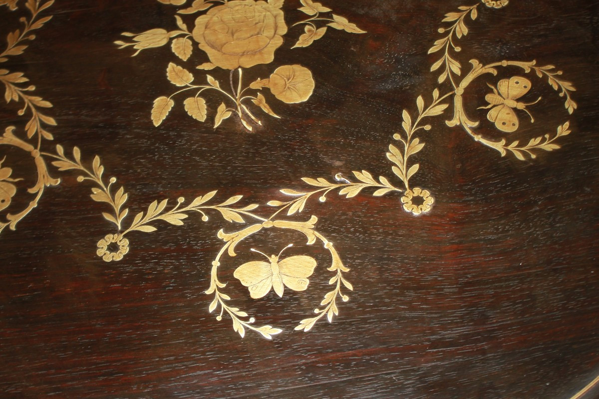 Table circulaire française style Charles X en palissandre avec marqueterie de laiton, -photo-3