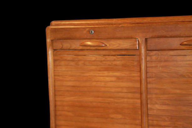 Early 20th-century Office Filing Cabinet With Sliding Doors-photo-2
