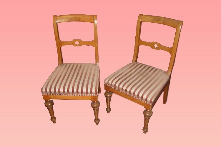 Set Of 6 Italian Walnut Chairs From The 1800s