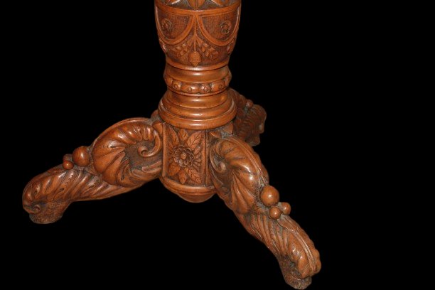 19th-century Northern European Scalloped Coffee Table-photo-4