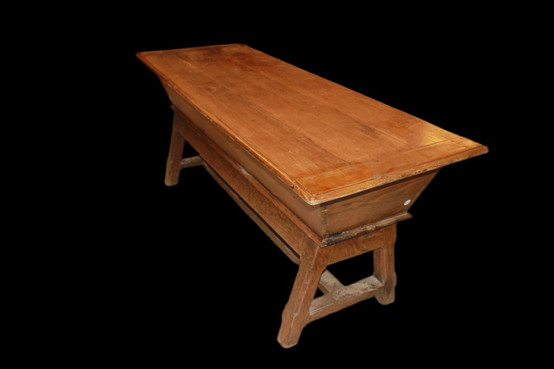Large 19th-century French Flour Cupboard Made Of Walnut Wood-photo-4