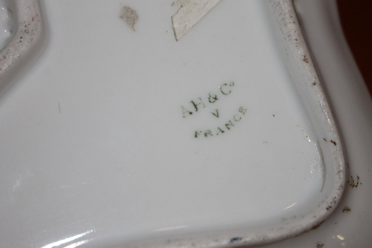 Small Rectangular White French Porcelain Tray With Figures-photo-4