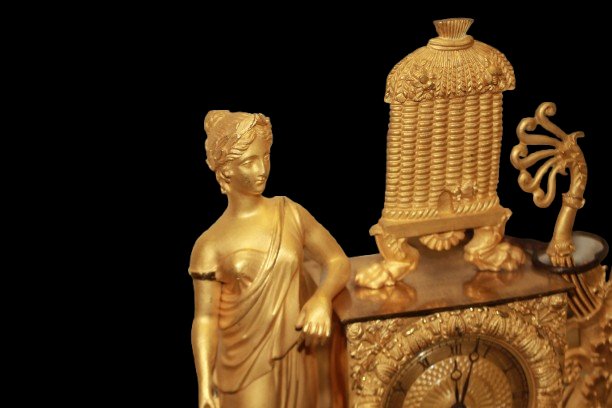 French Empire-style Mercury-gilded Bronze Table Clock-photo-2