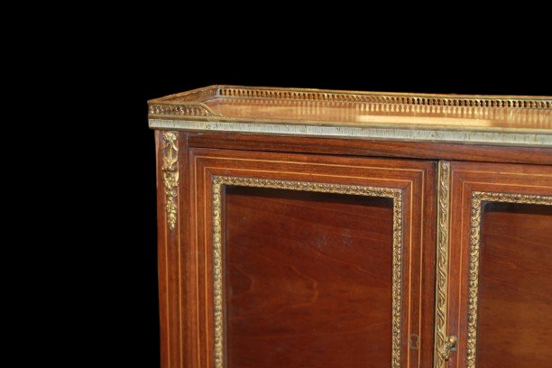 Cabinet ancien français style Louis XV en bois de rose avec marqueterie florale et bronzes doré-photo-2