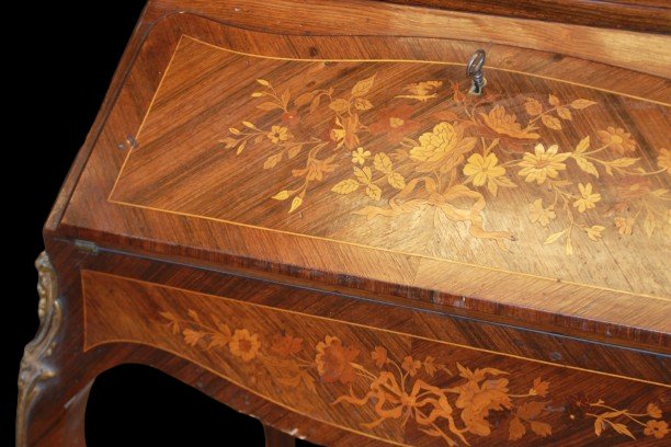 Cabinet ancien français style Louis XV en bois de rose avec marqueterie florale et bronzes doré-photo-3