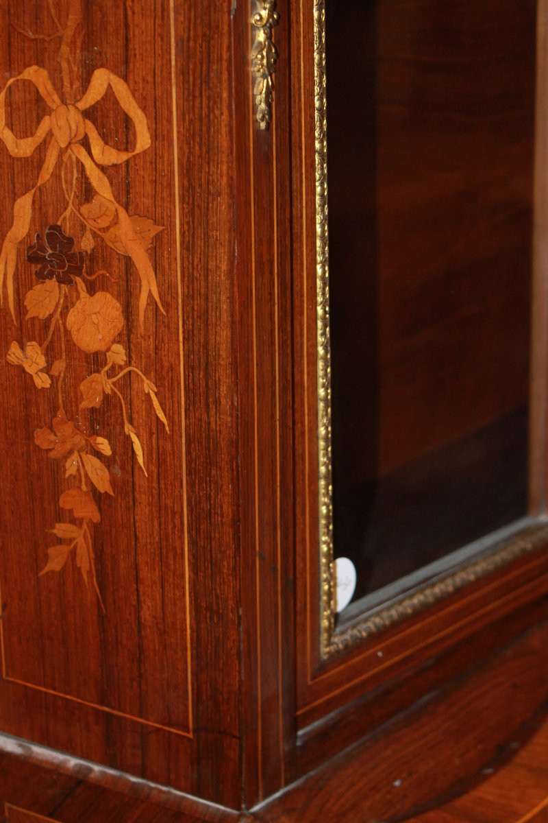 Cabinet ancien français style Louis XV en bois de rose avec marqueterie florale et bronzes doré-photo-4