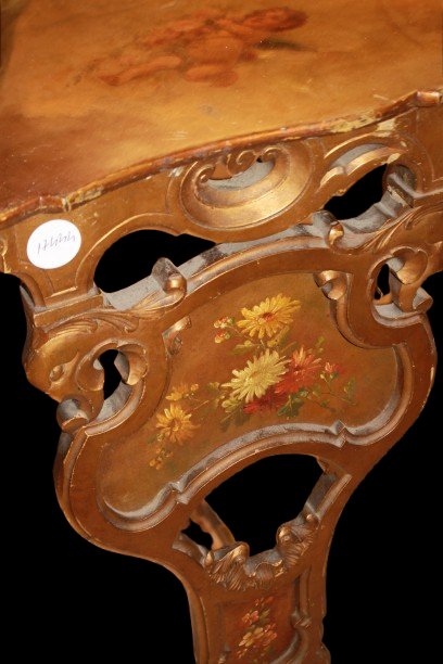Ensemble de 4 tables gigognes françaises peintes avec scènes allégoriques romantiques, -photo-6