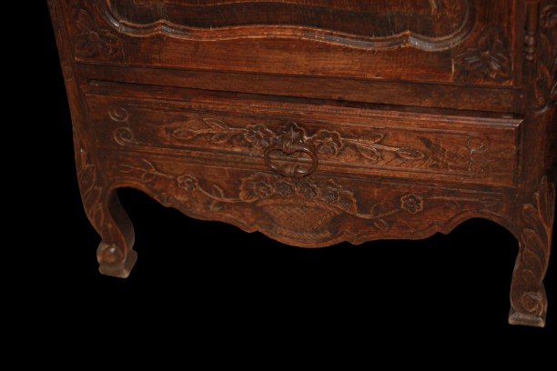 Pair Of Provençal-style Display Cabinets With Intricate Carved Designs, 1800s-photo-2