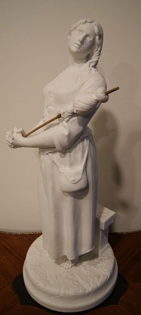 Porcelaine biscuit française Jeune Femme