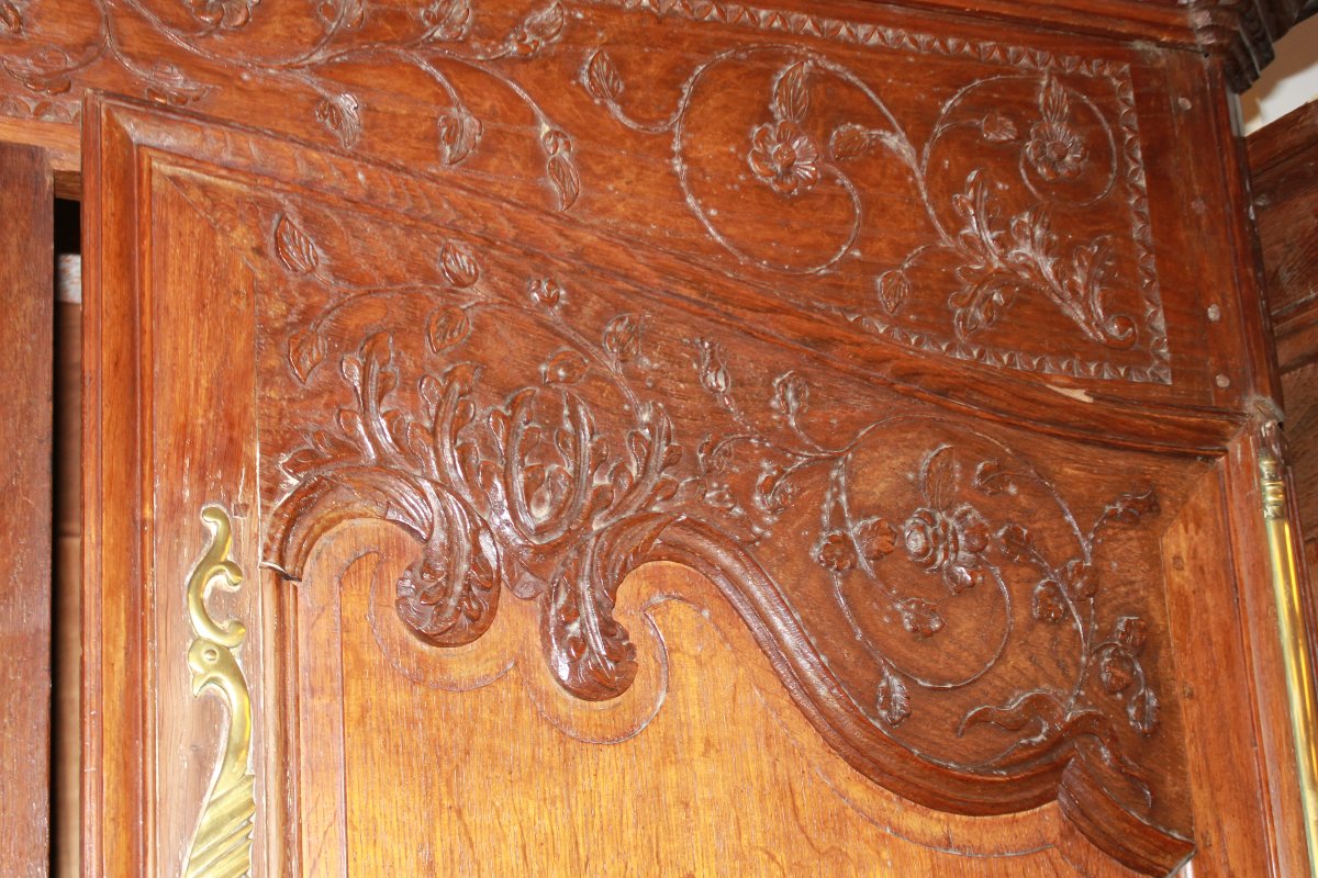 Armoire normande ancienne en chêne sculpté, fin XVIIIe siècle-photo-4