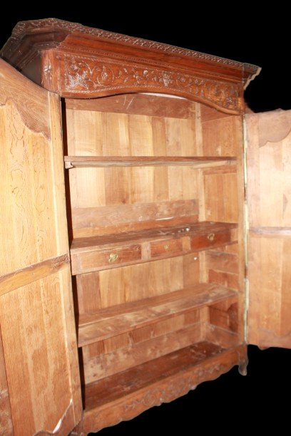 Armoire normande ancienne en chêne sculpté, fin XVIIIe siècle-photo-3