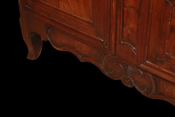 A Beautiful 19th-century Provençal-style Two-door Display Cabinet-photo-4