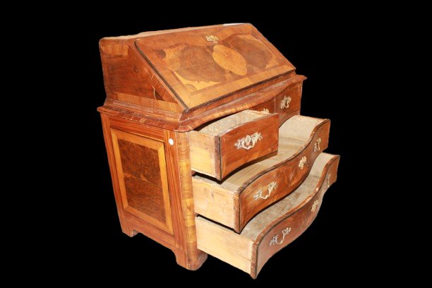 Bureau à pente français style Louis XV avec marqueterie, fin XVIIIe siècle-photo-3