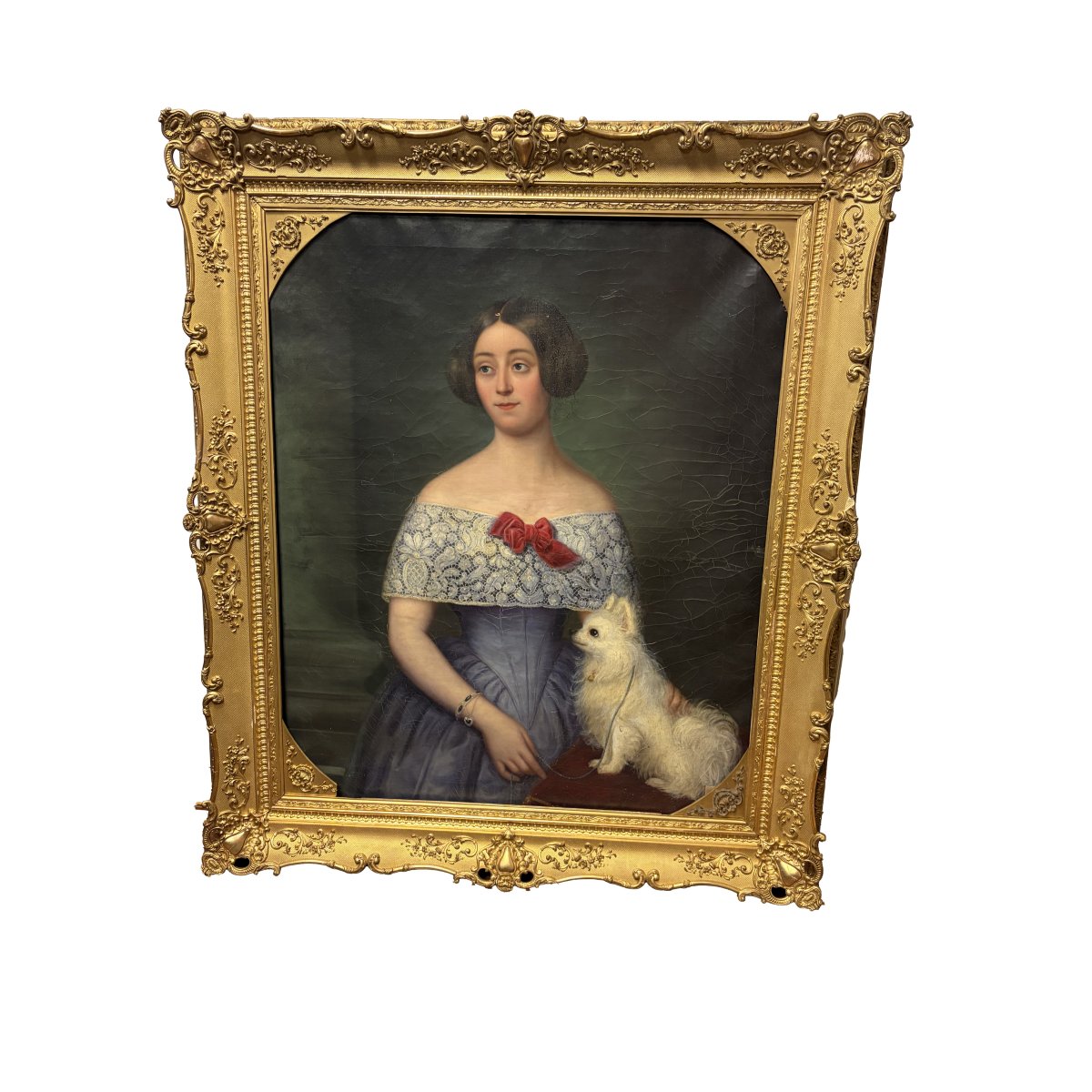 Portrait féminin français ancien avec chien et cadre doré – Milieu du XIXe siècle