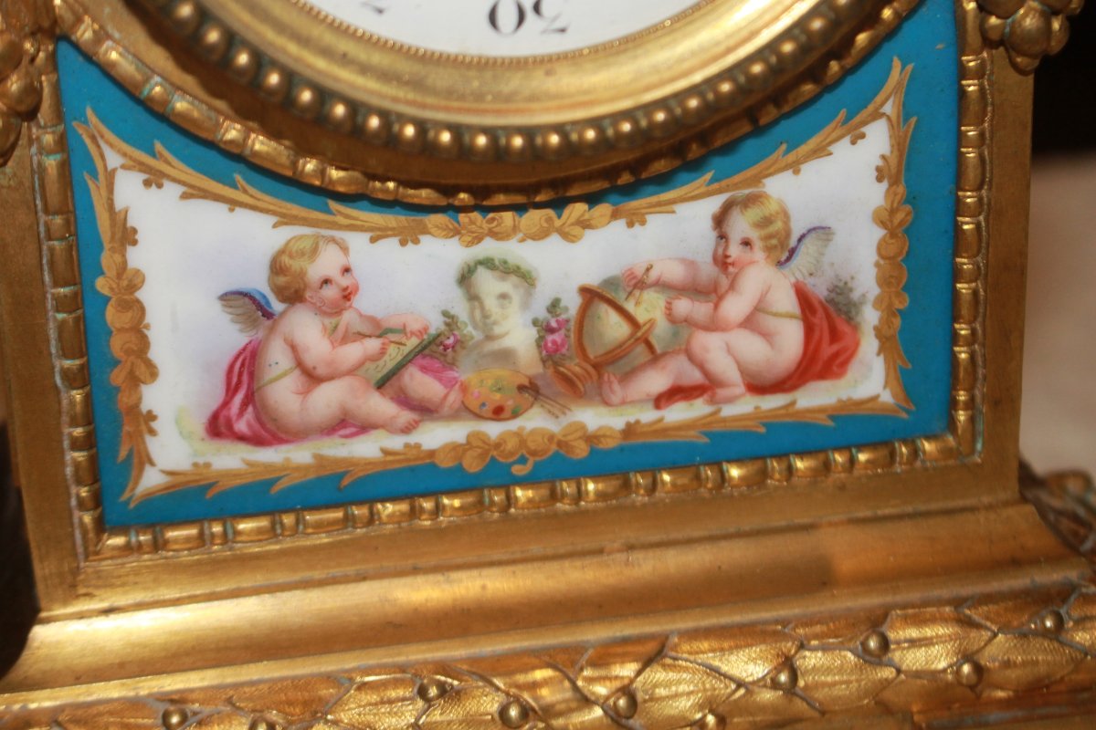 French Mantel Clock In Gilded Bronze And Porcelain, 19th Century-photo-1