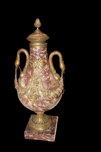 Élégante paire de cassolettes françaises en marbre et bronze doré de style Empire – XIXe siècle-photo-2