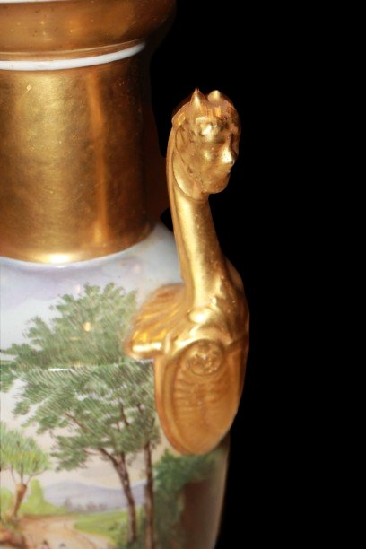 "painted And Gilded Porcelain Baluster Vase With Winged Sphinx Handles" – Empire Style, Vecch-photo-1