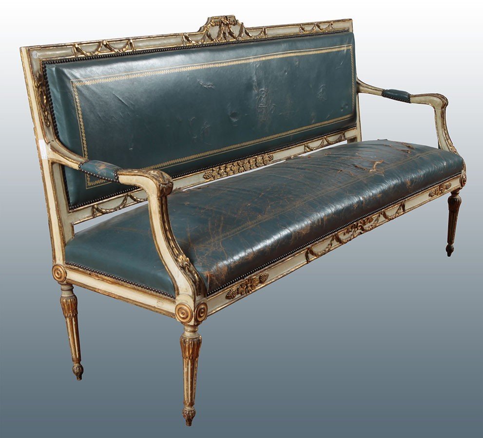 Lacquered Sofa From 1700 Italian Louis XVI Style