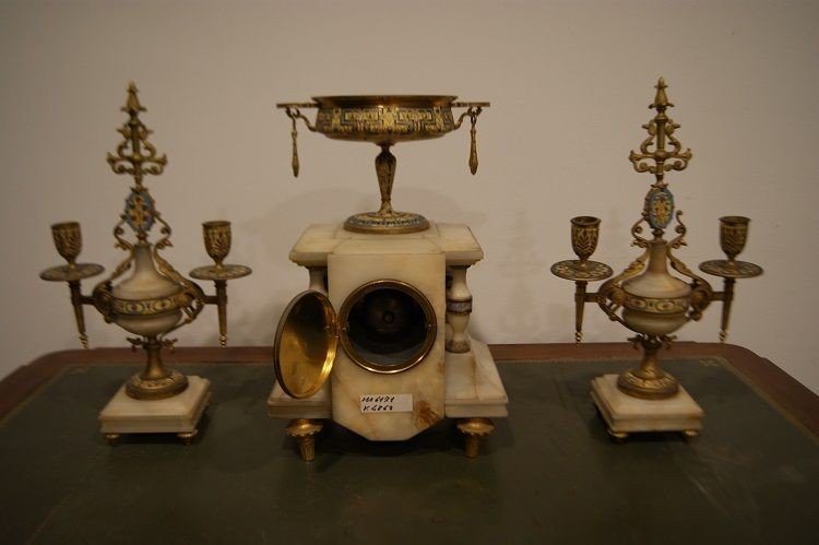 Triptych Pendulum And French Candlesticks In Marble And Bronze Decorated In Eclectic Style 1800-photo-3