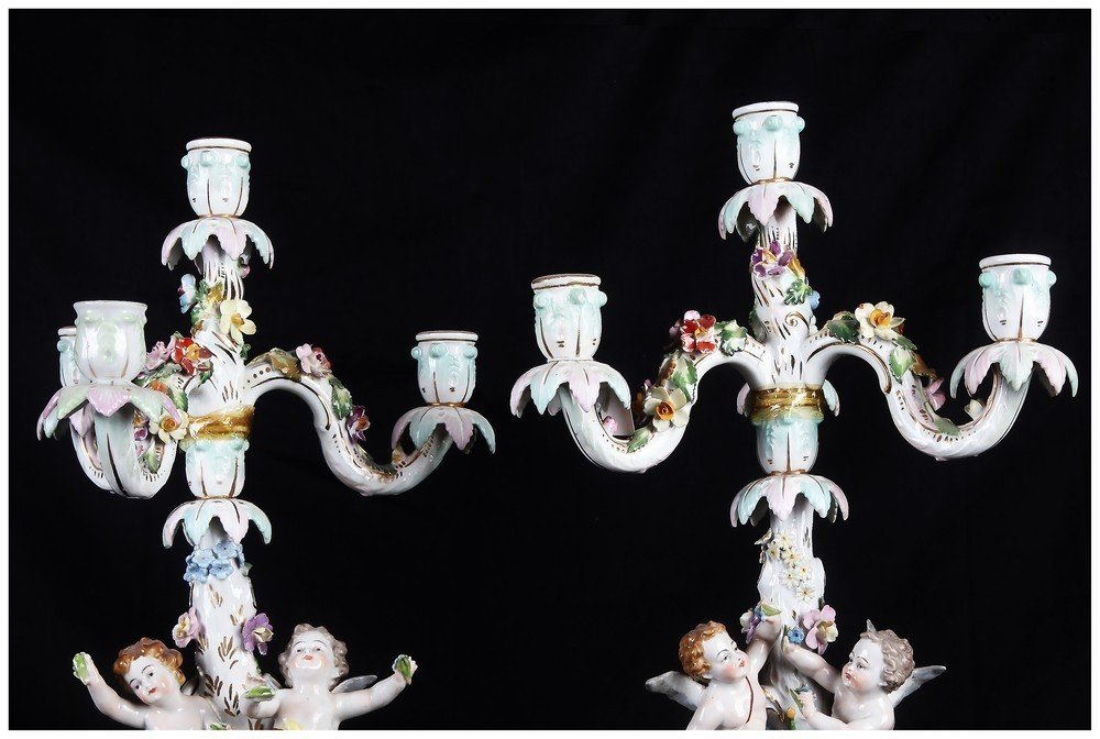 Paire De Candélabres En Porcelaine, Manufacture De Vienne, à Quatre Flammes Des Années 1800-photo-2
