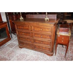 Tuscan Canterano Chest Of Drawers From The 1600s In Walnut Wood