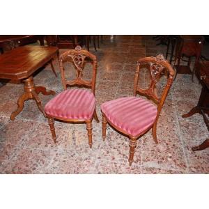 Set Of 4 Walnut Wood Chairs With Carved Motifs From The 19th Century, Victorian Style