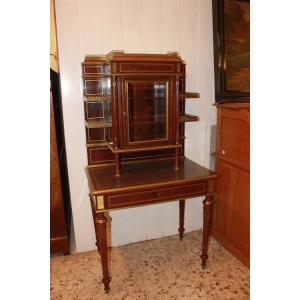 Cabinet buffet Français De Style Louis XVI En Bois d'Acajou Du XIXe Siècle