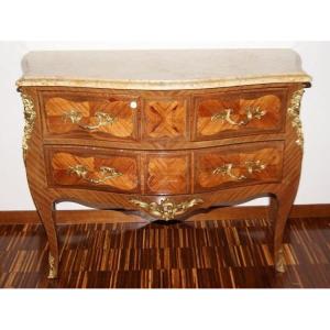 Commode Française De Style Louis XV Datant De 1800 En Bois De Rose Et Bois De Violette