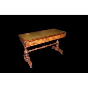 Beautiful Irish Writing Desk From The First Half Of The 1800s, In Walnut Wood