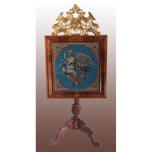 Fire Screen Or Screen With Mahogany Feather Frame. The Central Panel Is Embroidered In Small Pe