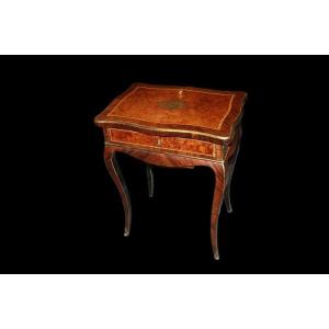 chiffonnière Française De Style Louis XV En Bois De Bois De Violette Et Placage d'érable