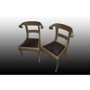 Groupe De 4 Chaises Indiennes Anciennes Recouvertes De Métal