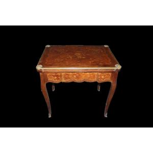 Élégante table à cartes de style Transition française, fin du XIXe siècle