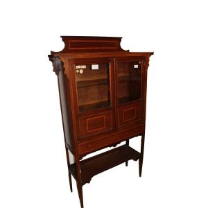 English Victorian Mahogany Display Cabinet – Late 19th Century
