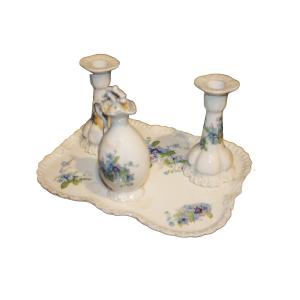 Service de Toilette Européen du Nord du XIXe Siècle en Porcelaine Blanche et Bleue