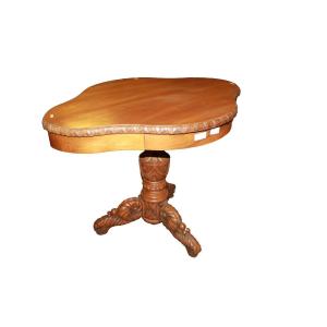 19th-century Northern European Scalloped Coffee Table