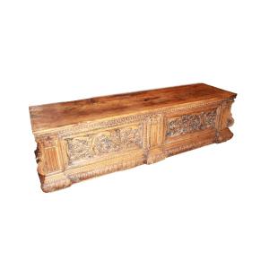 Late 16th-century French Renaissance Chest, Walnut