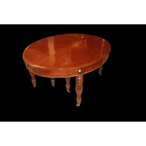 Stately, Extendable French Louis Philippe-style Oval Table