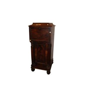 Pair Of Beautiful Victorian Style Mahogany Feather Sideboards From The 1800s