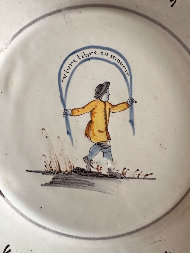 Faïence  de Nevers à décor révolutionnaire-photo-4