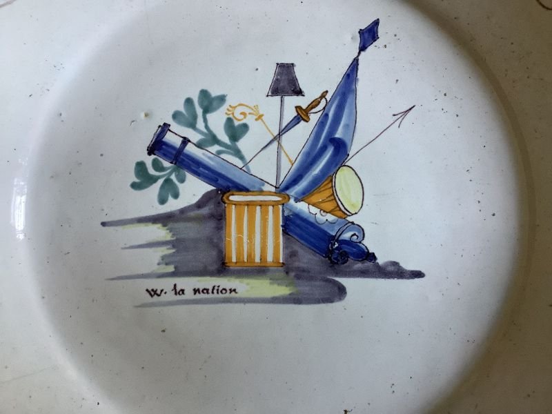 Faïence de Nevers à décor révolutionnaire-photo-2