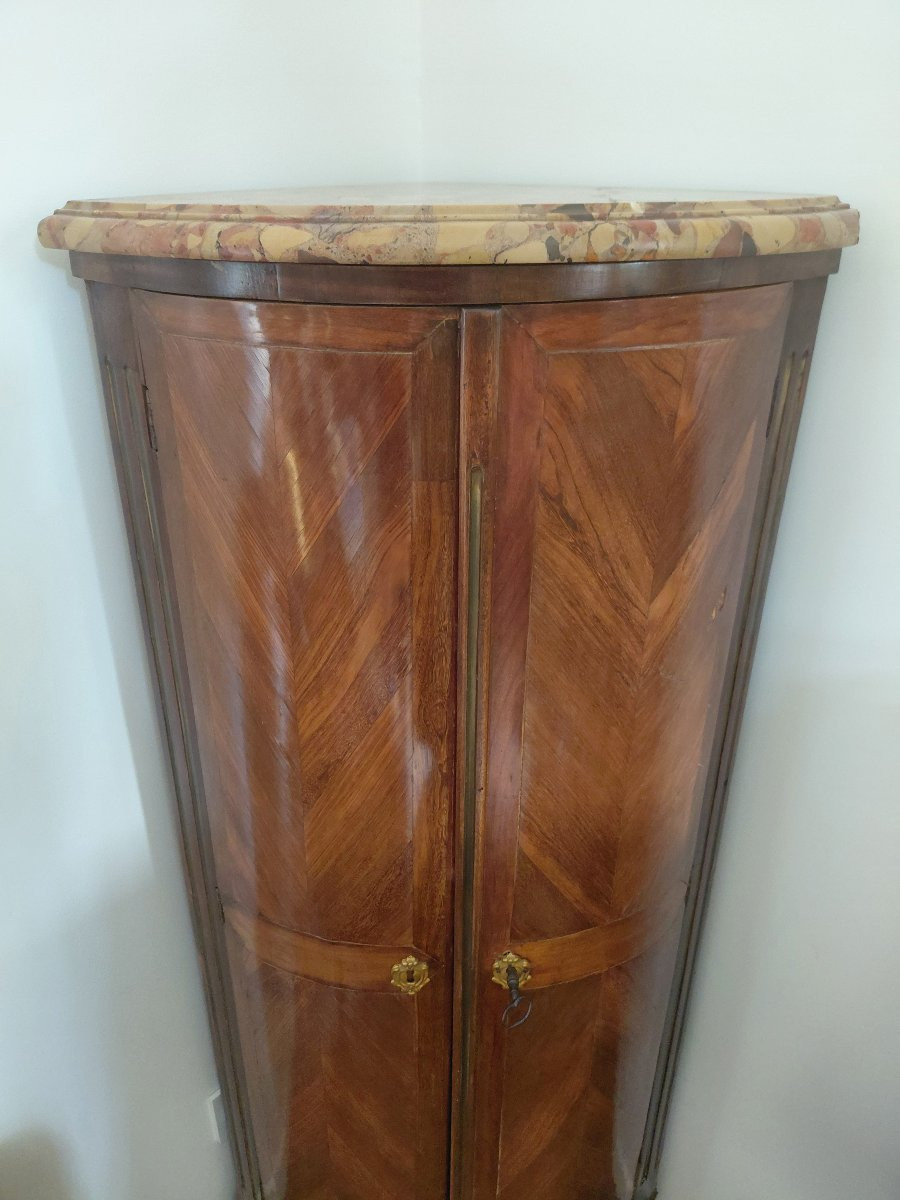 High Corner Cabinet, 18th Century-photo-3