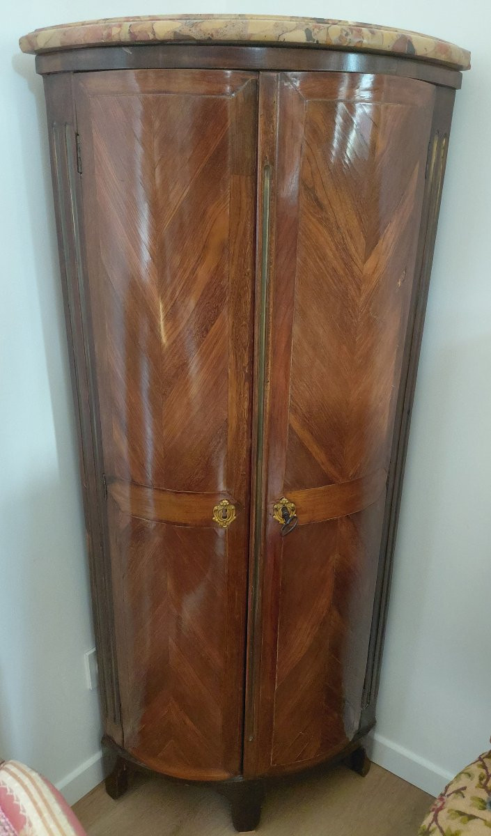 High Corner Cabinet, 18th Century-photo-4