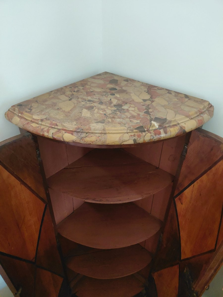 High Corner Cabinet, 18th Century-photo-3