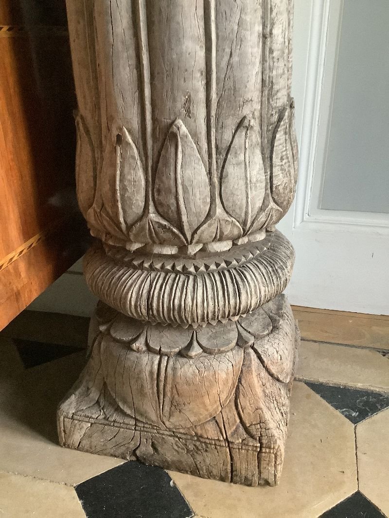 Paire de colonnes en bois sculpté  XVIIIème-photo-2
