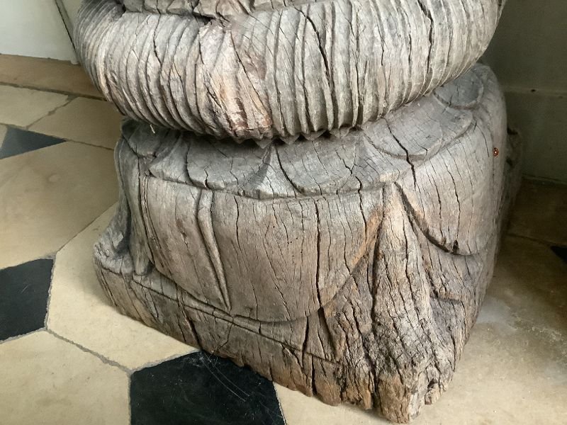 Paire de colonnes en bois sculpté  XVIIIème-photo-1