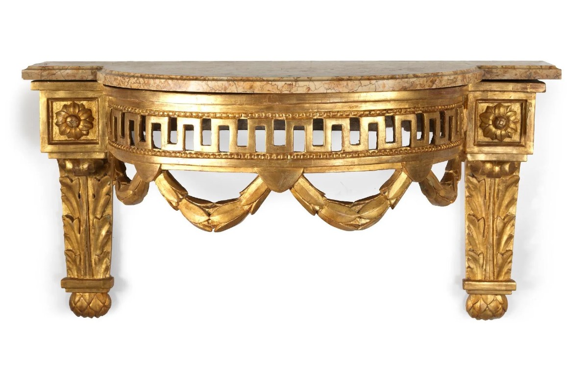 18th Century Half-moon Wall Bracket