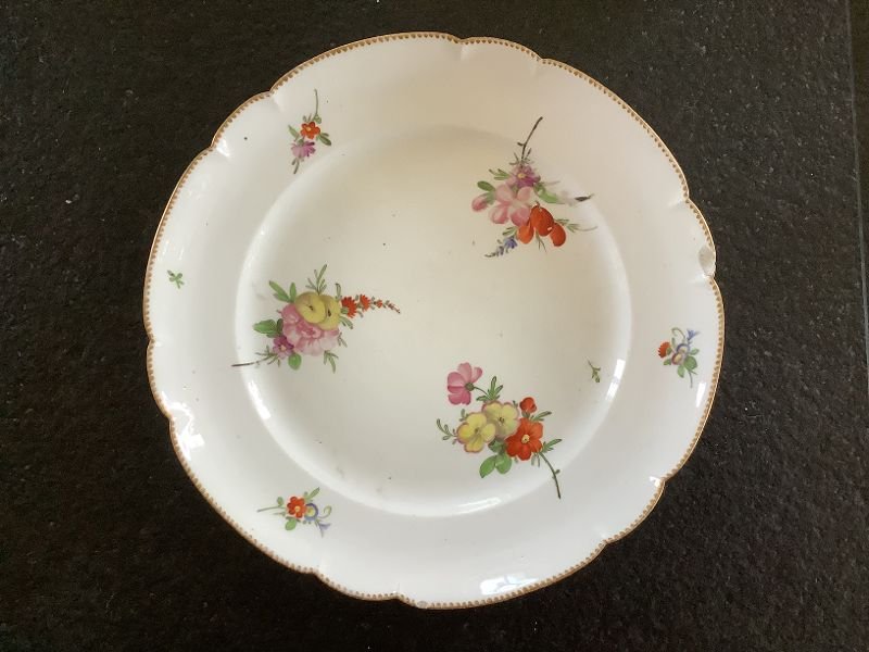 18th-century Porcelain Plate From The Clignancourt Porcelain Manufactory