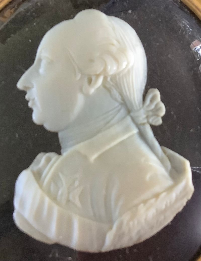 MINIATURE  EN IVOIRE DU ROI LOUIS XVI-photo-2