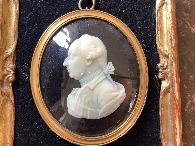 MINIATURE  EN IVOIRE DU ROI LOUIS XVI-photo-3